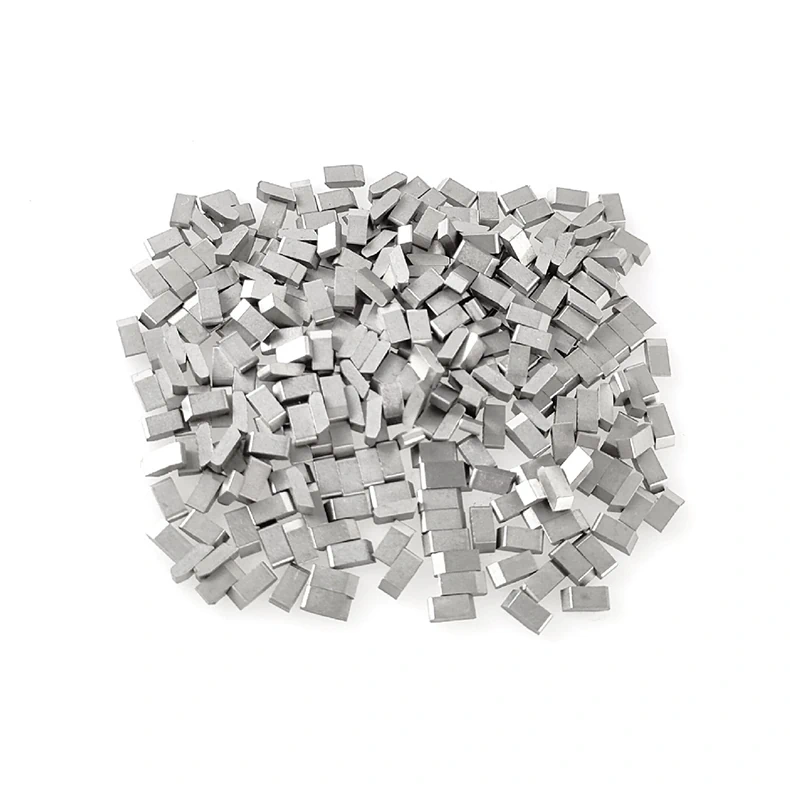Tungsten carbide blade hardness